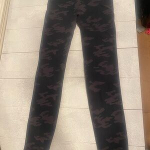 Black and Gray Camouflage Leggings